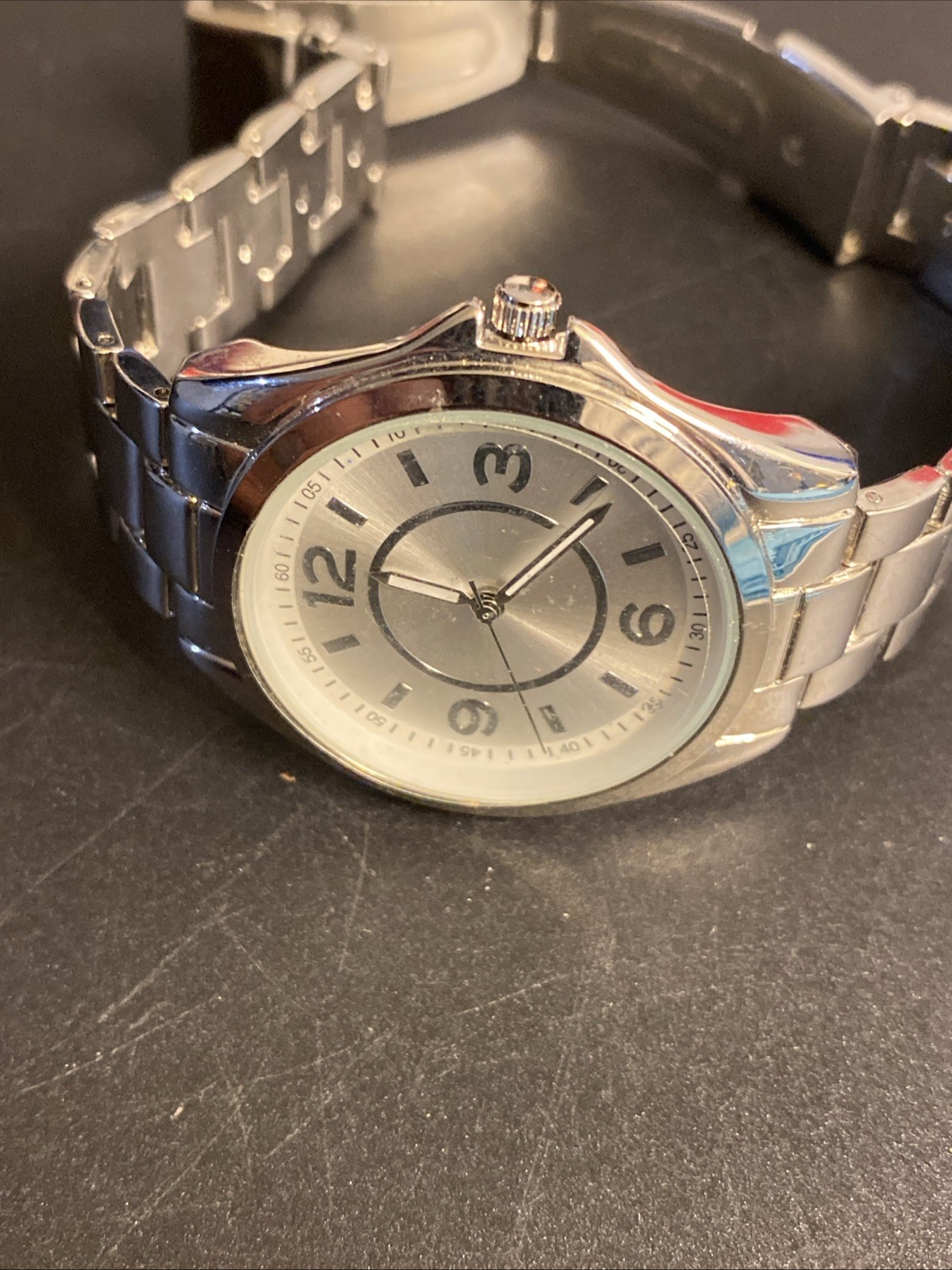 Accutime Watch Corp Analog Quartz Men’s New Battery