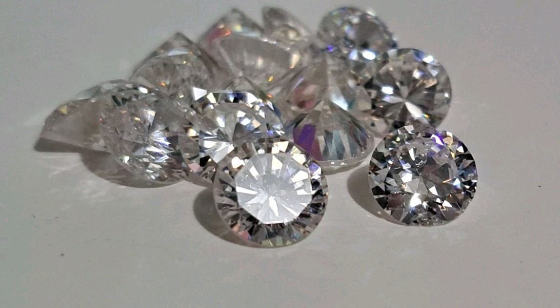 50 pieces 9.5mm Round CZ’s Cubic Zirconia Loose Stones