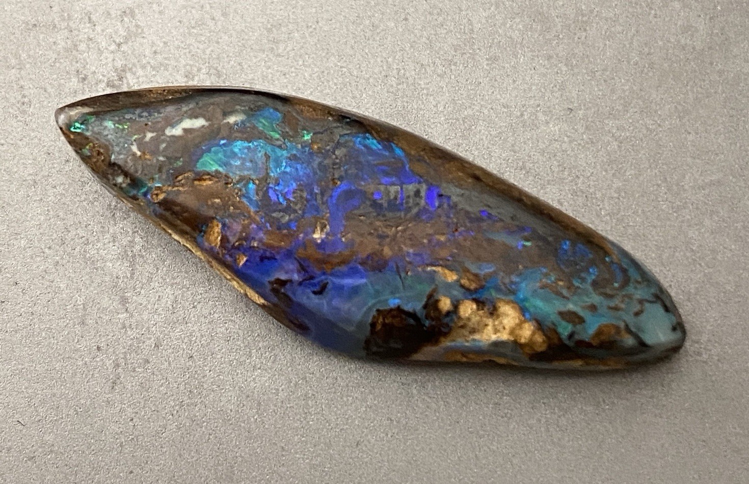 Australian Boulder Opal 20 Ct READ