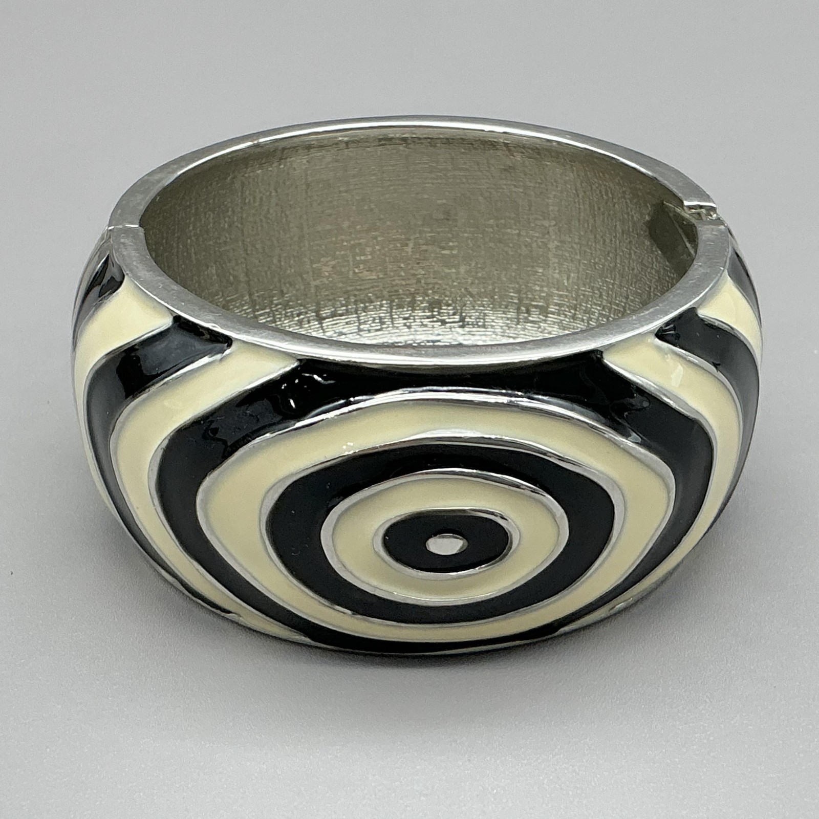 Bracelet Black Cream Enamel Wide Retro Bangle Snap Womens 7 In Fashion Jewelry