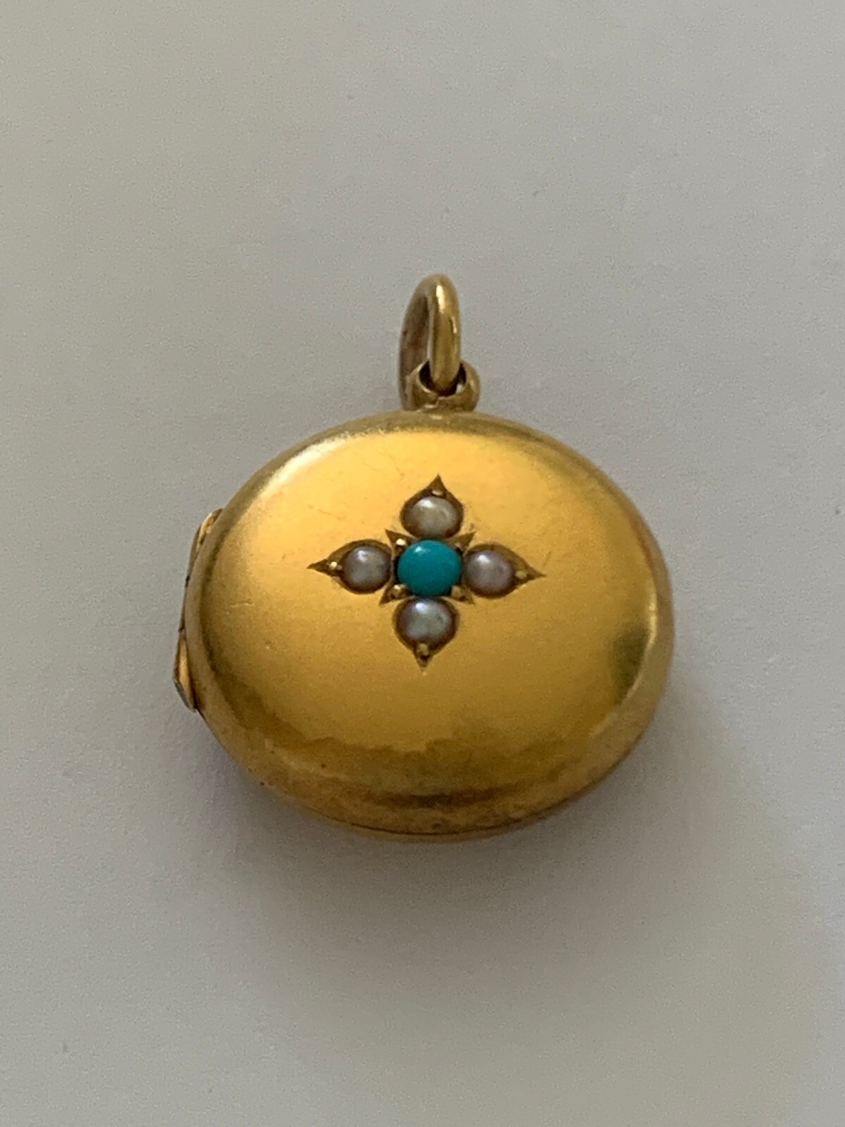 15ct / 15k Gold Locket