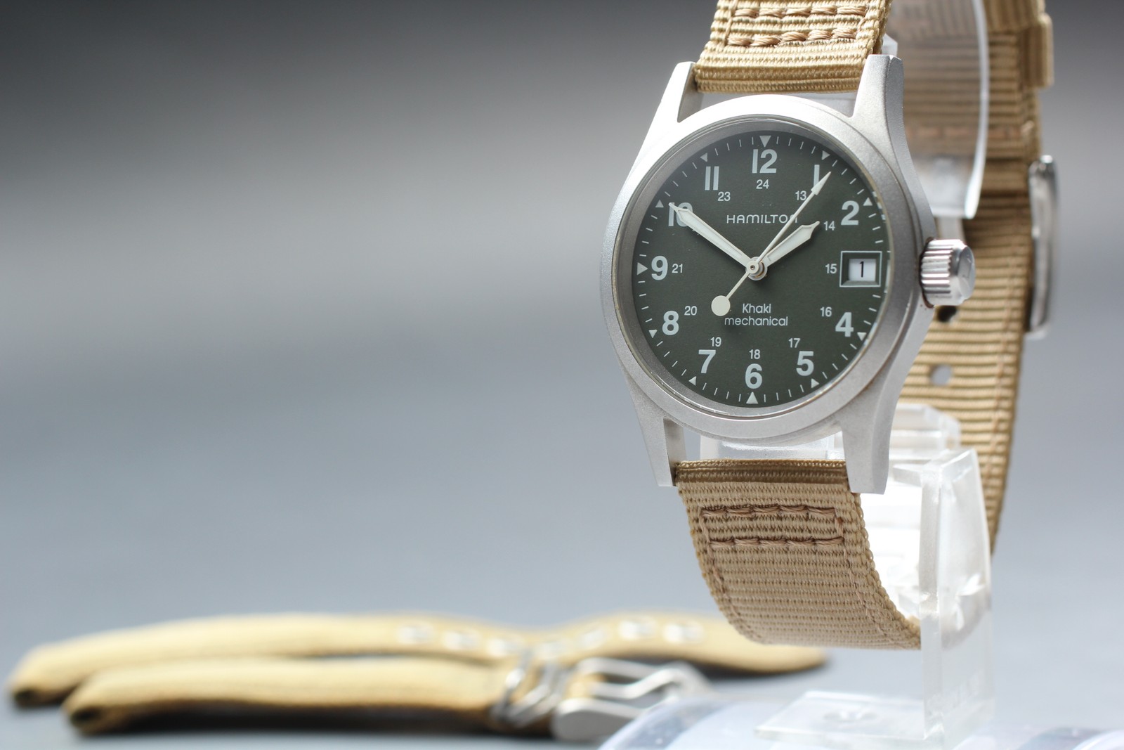 [Near MINT] Hamilton Khaki Green Manual Date 33mm 000094 Men’s Watch