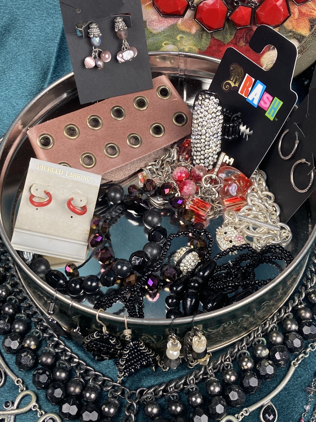 20 Lot Gothic Inspired Costume Jewelry Romance Goth Earring Emo Box Included