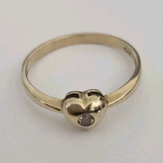 9ct Yellow Gold Heart Bezel Solitaire Diamond Ring 0.04ctw Size N 1/2