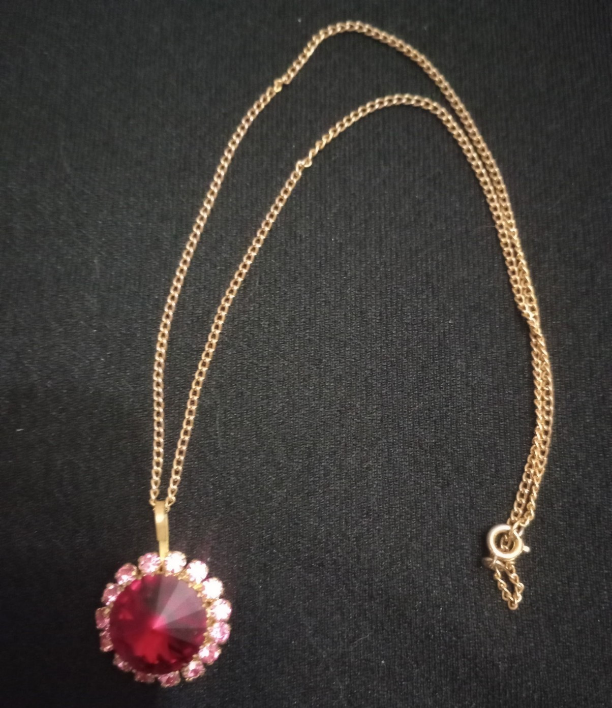 Gold Tone Red Round Crystal Halo Pendant Necklace, Yellow Gold Plated Cable