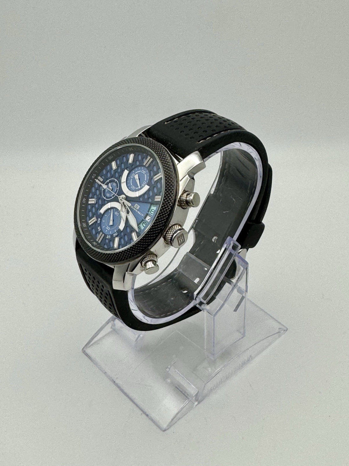 Oceanaut Men’s Wrist Watch OC2320 Kryptonite Quartz Blue Dial Rubber Strap