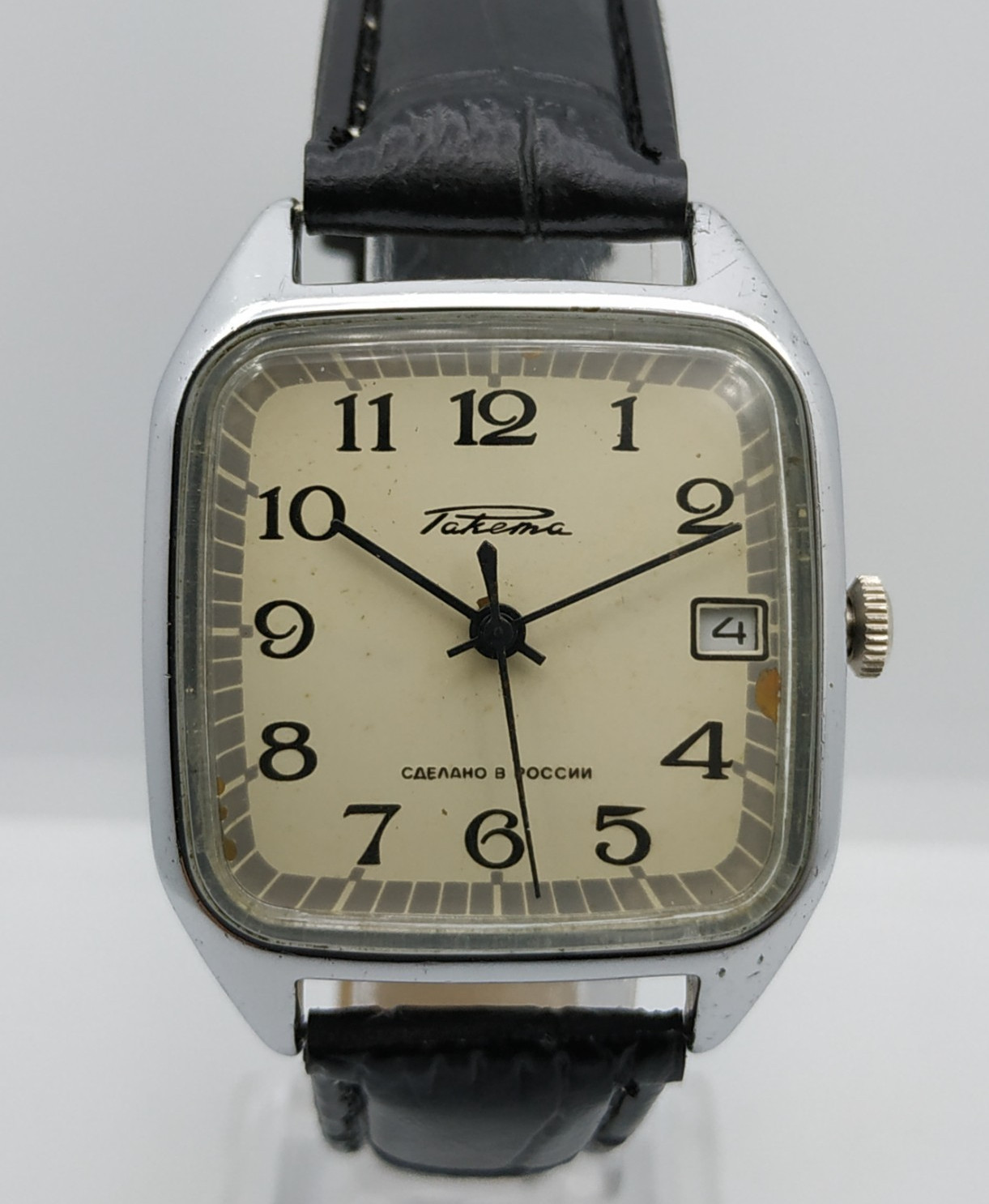 Russian Men’s Dress Vintage Watch Raketa Mechanical 2609 Retro USSR Soviet