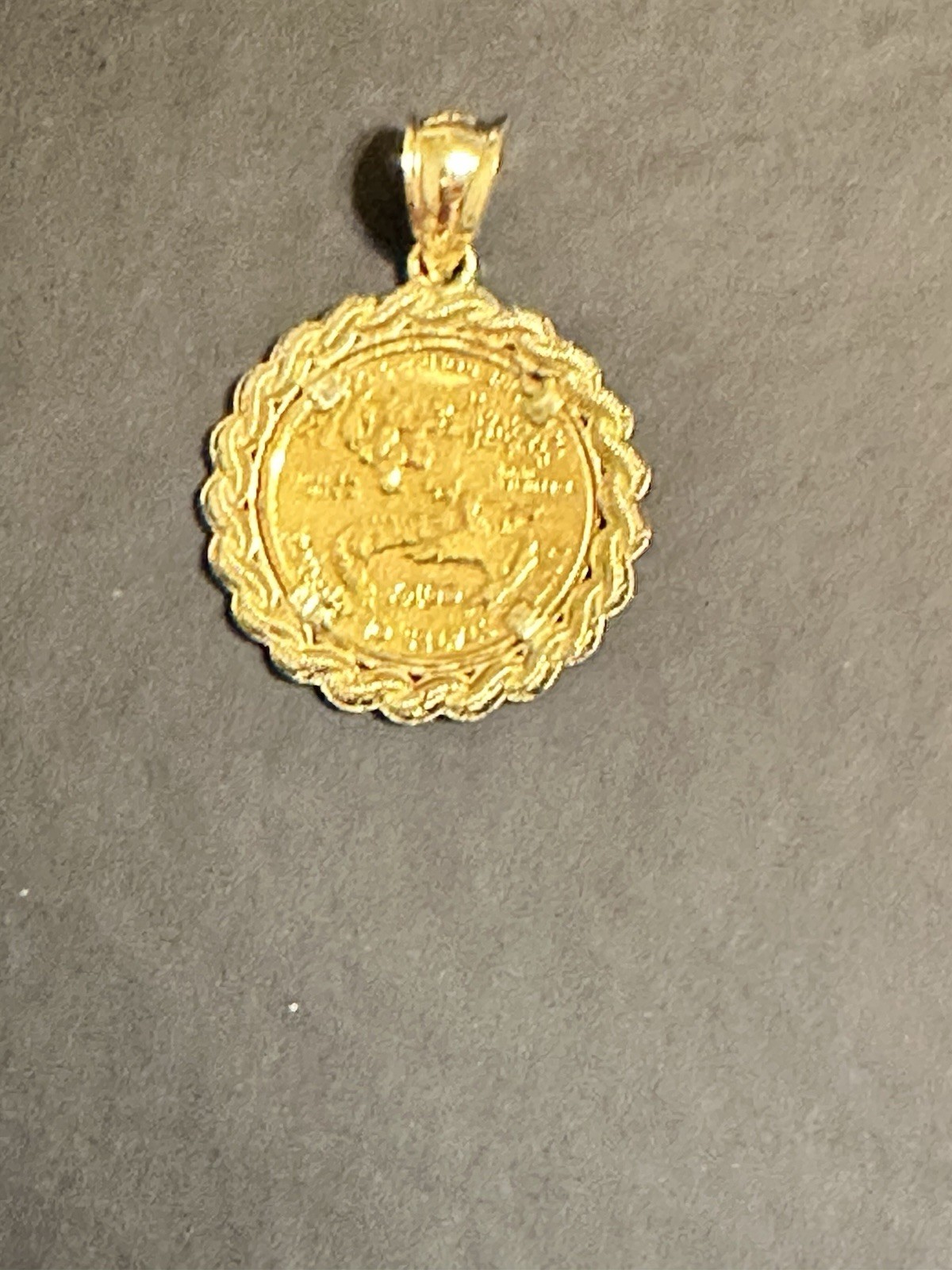 Solid 10K Yellow Gold Walking Liberty Coin Style Pendant 4.0 Grams