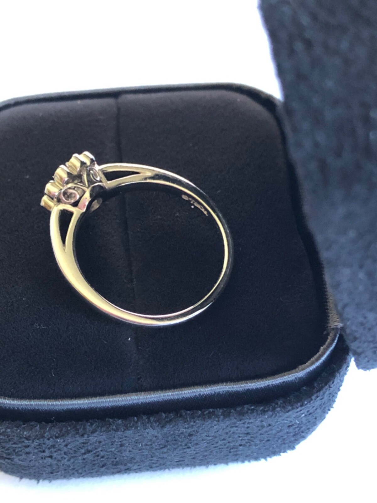 Tiffany & Co. milgrain flower diamond ring platinum 950 CTW 0.27 6.5 engagement
