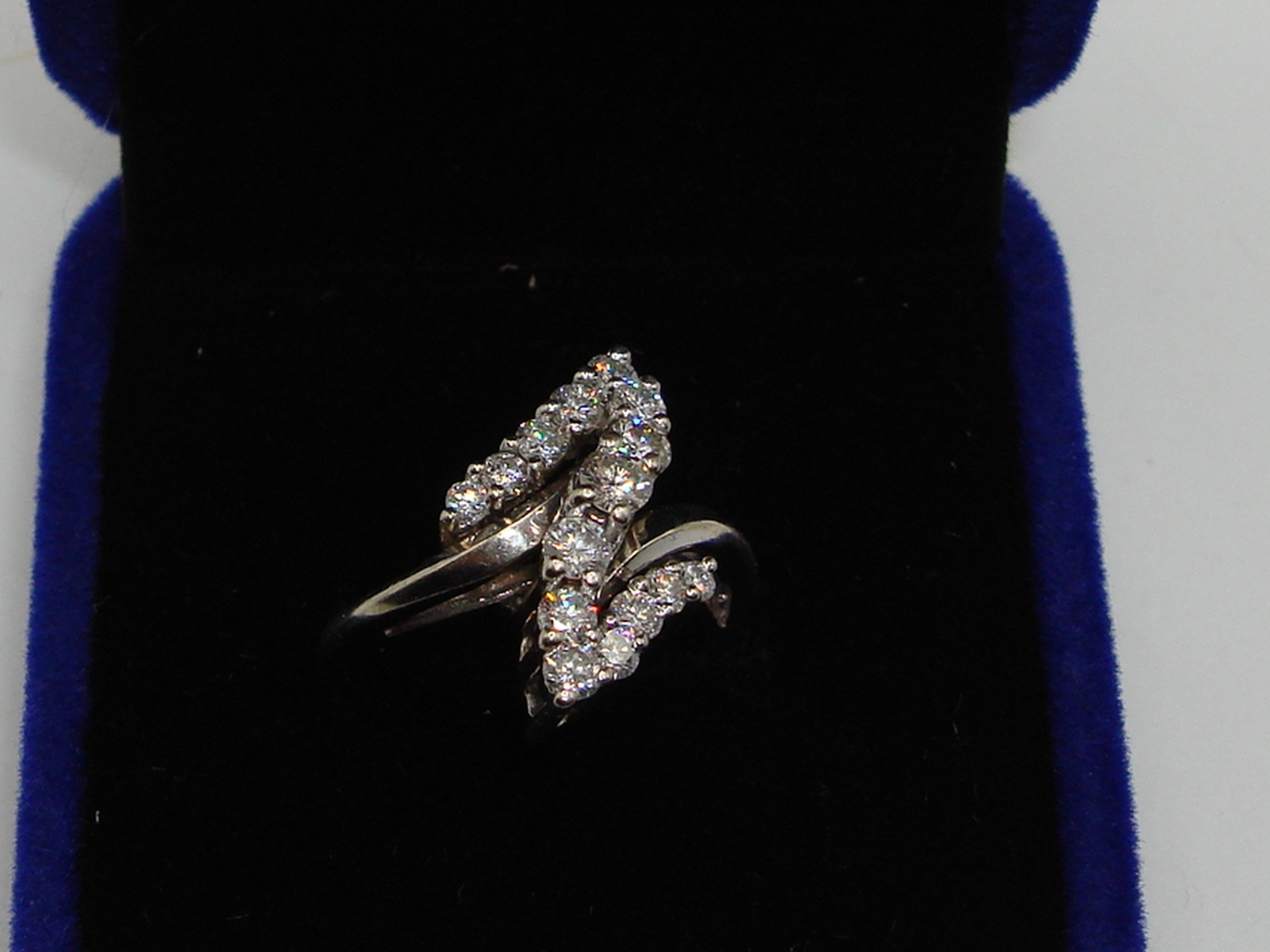 14K SOLID WHITE GOLD APPROX. 1 CTW BRILLIANT DIAMOND COCKTAIL RING! SZ 6