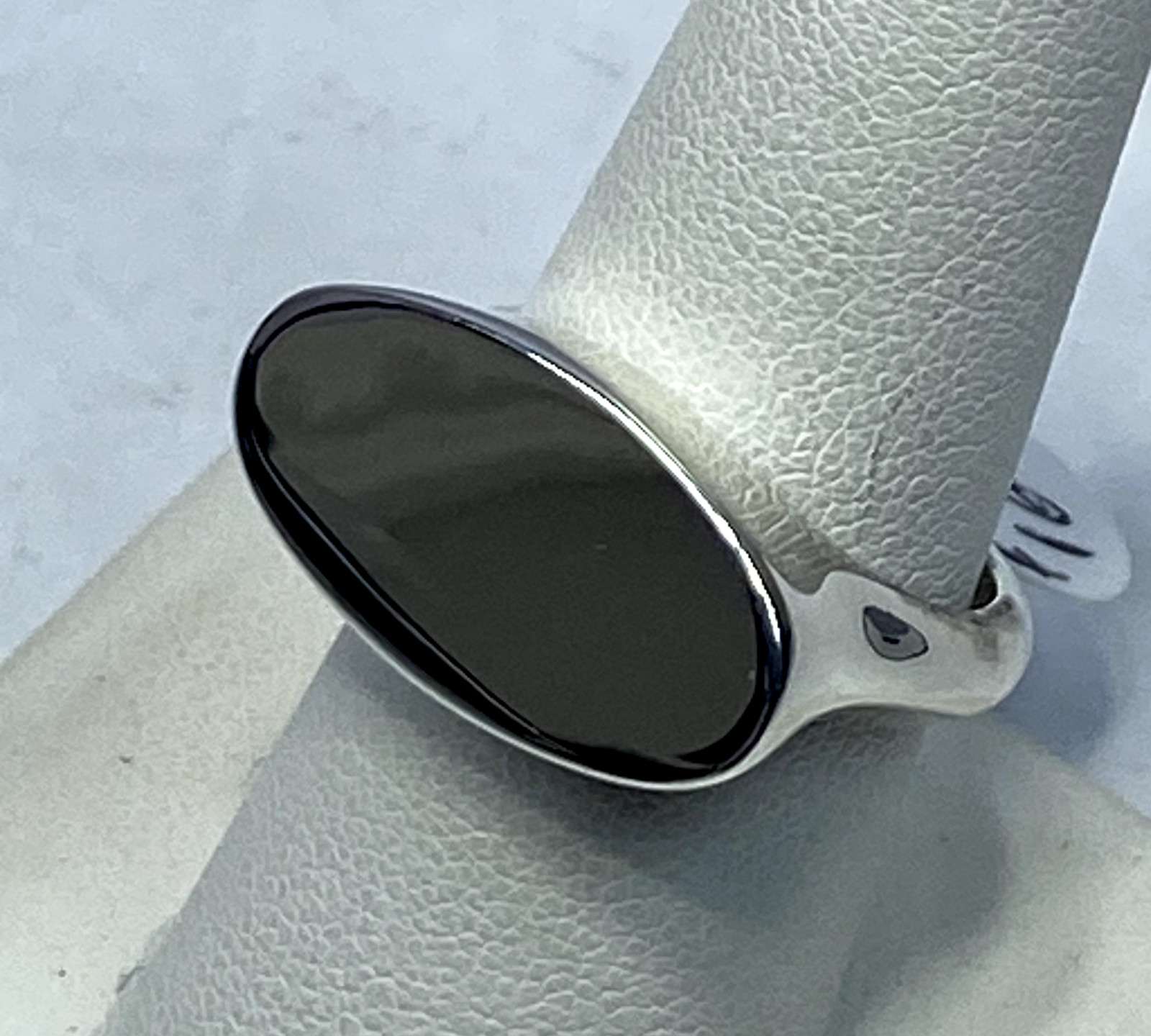 Kit Heath Heirloom Curve Signet Ring Sterling Silver Signed Size 9 NWT 8g