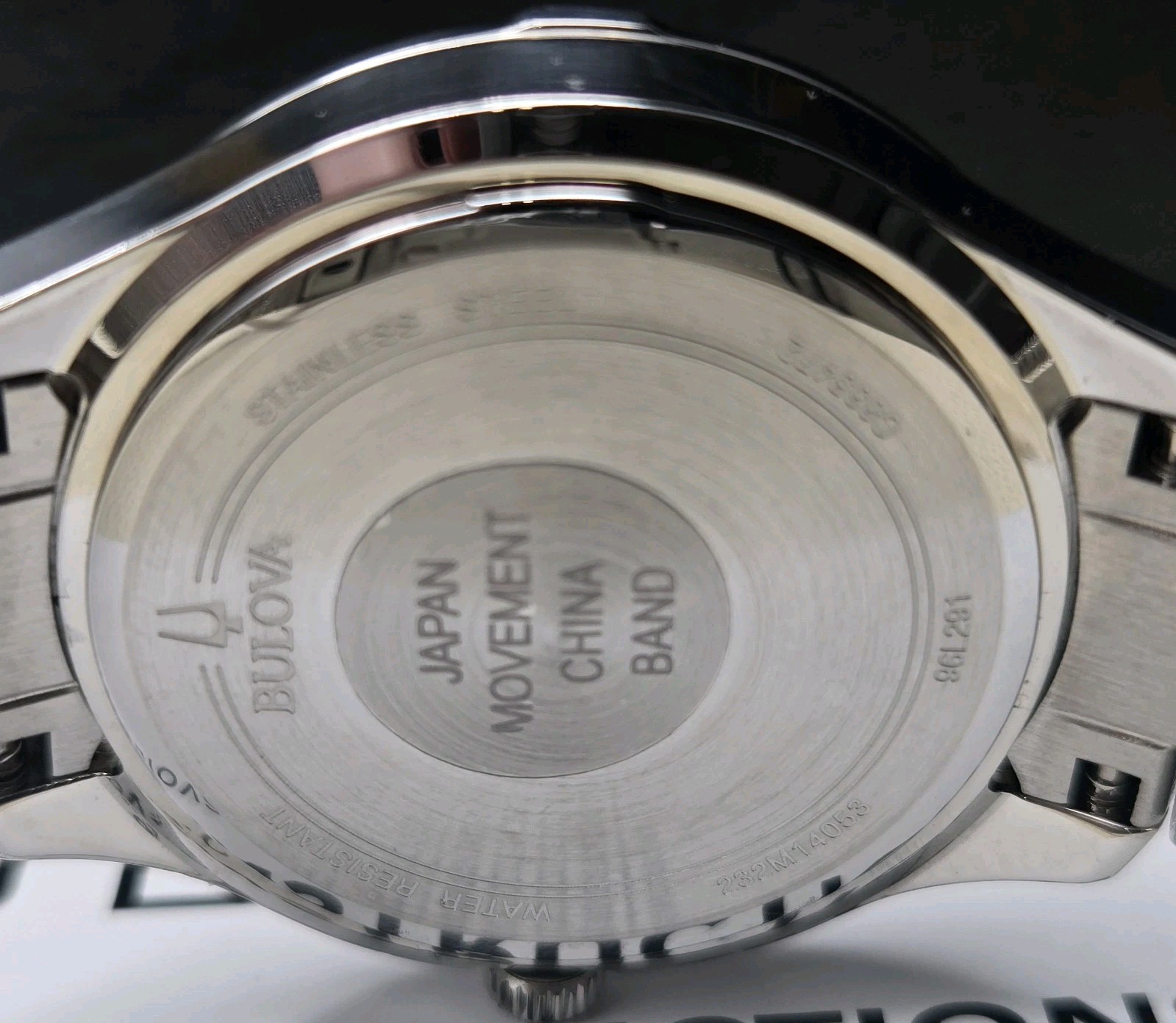Bulova 96L291 Women’s Silver Crystal Bezel Bracelet Watch Store Display