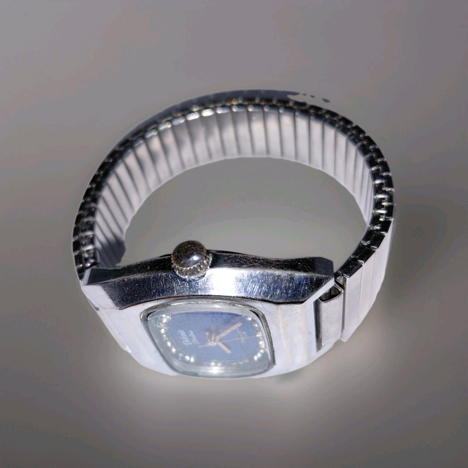 Mens Bolivia Manual Wind Wristwatch. #3355