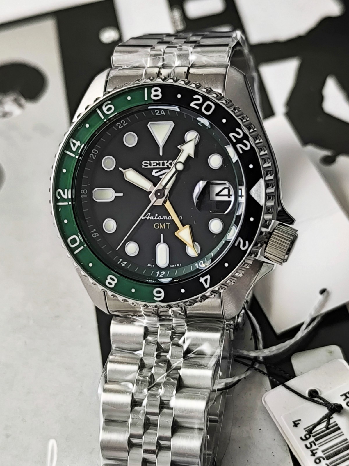 Seiko 5 Sports Asia SSK035K1 SKX Sports Style GMT Green dial (no box*) SSK035K1
