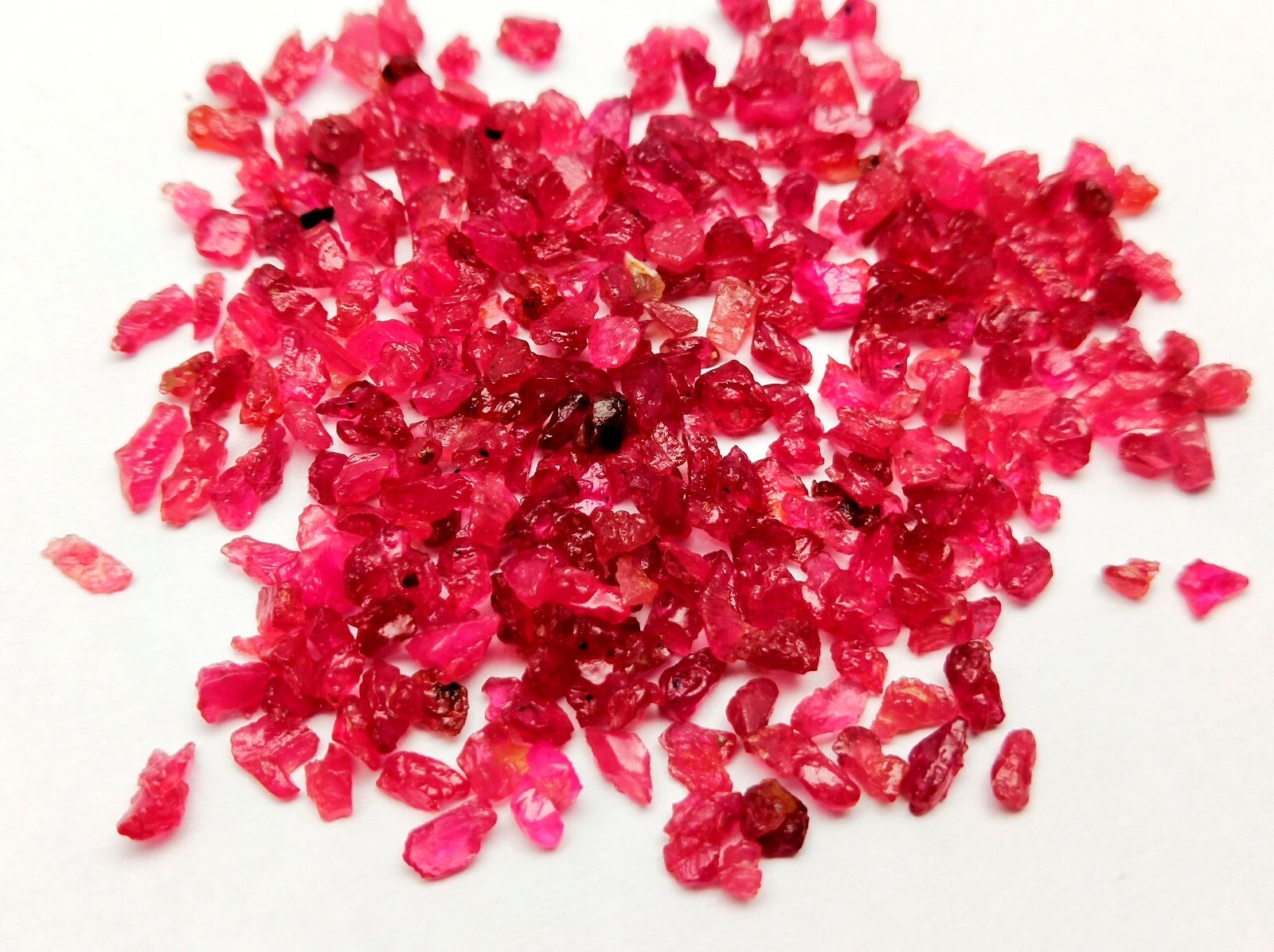Natural Spinal Red Ruby Rough Gemstone Lot 100 Cts