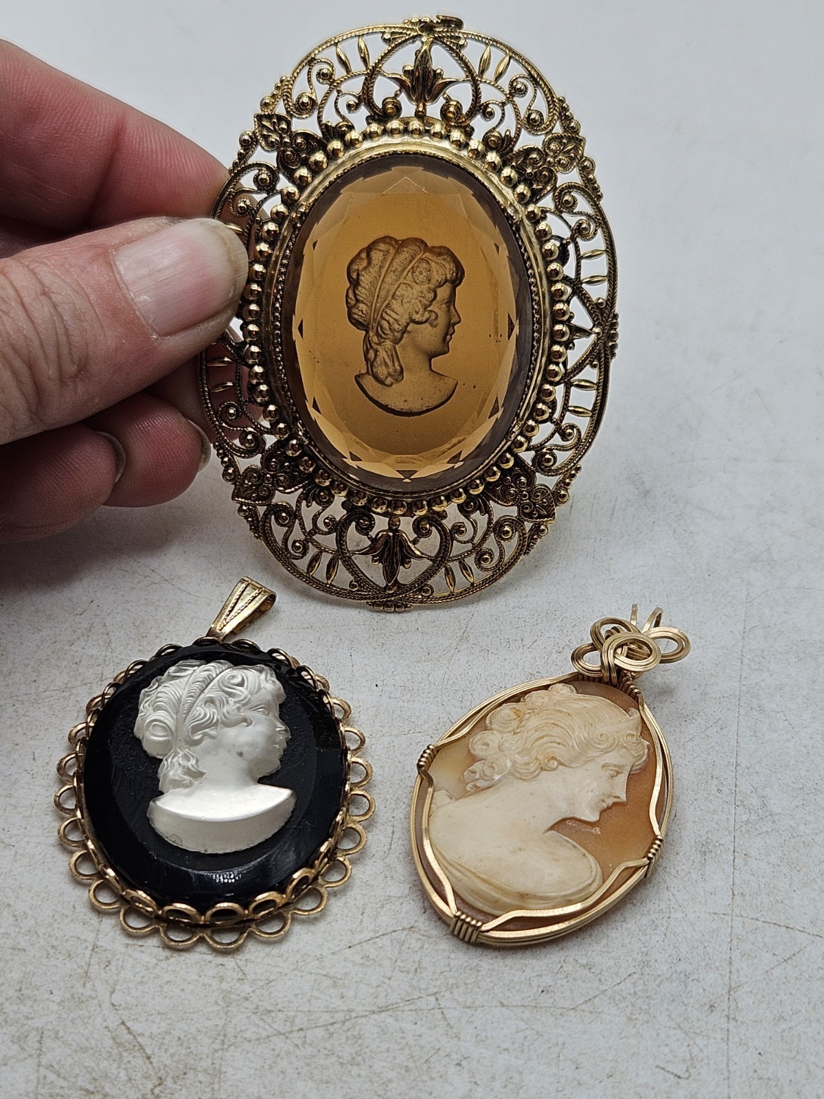 Vintage Cameo Pendant Lot Of 3 Unmarked