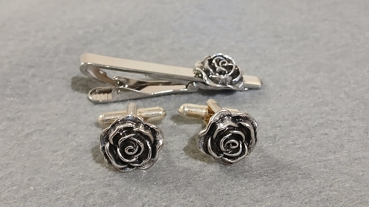 Antique Silver Rose Tie Clip Bar Cufflinks