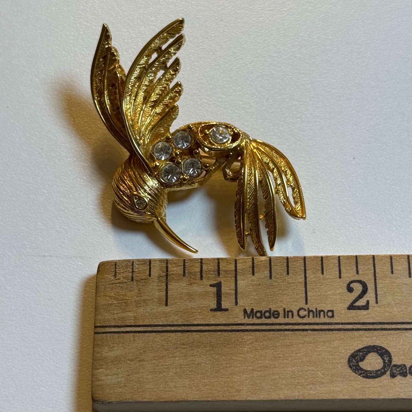 Napier Vintage Gold Tone Hummingbird Brooch Rhinestone Accent Bird Hallmarked