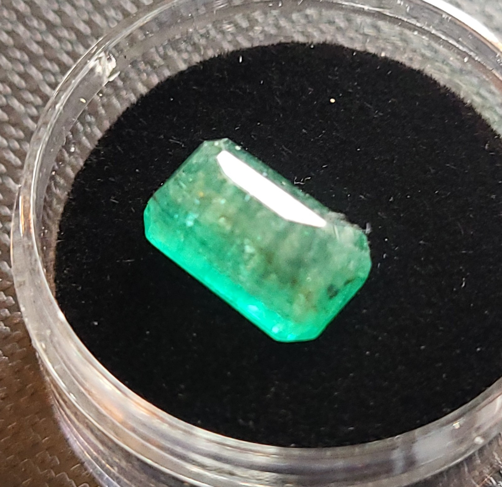 Stunning Ideal Dark Green Natural Untreated Certified Zambian Emerald 4.20ct