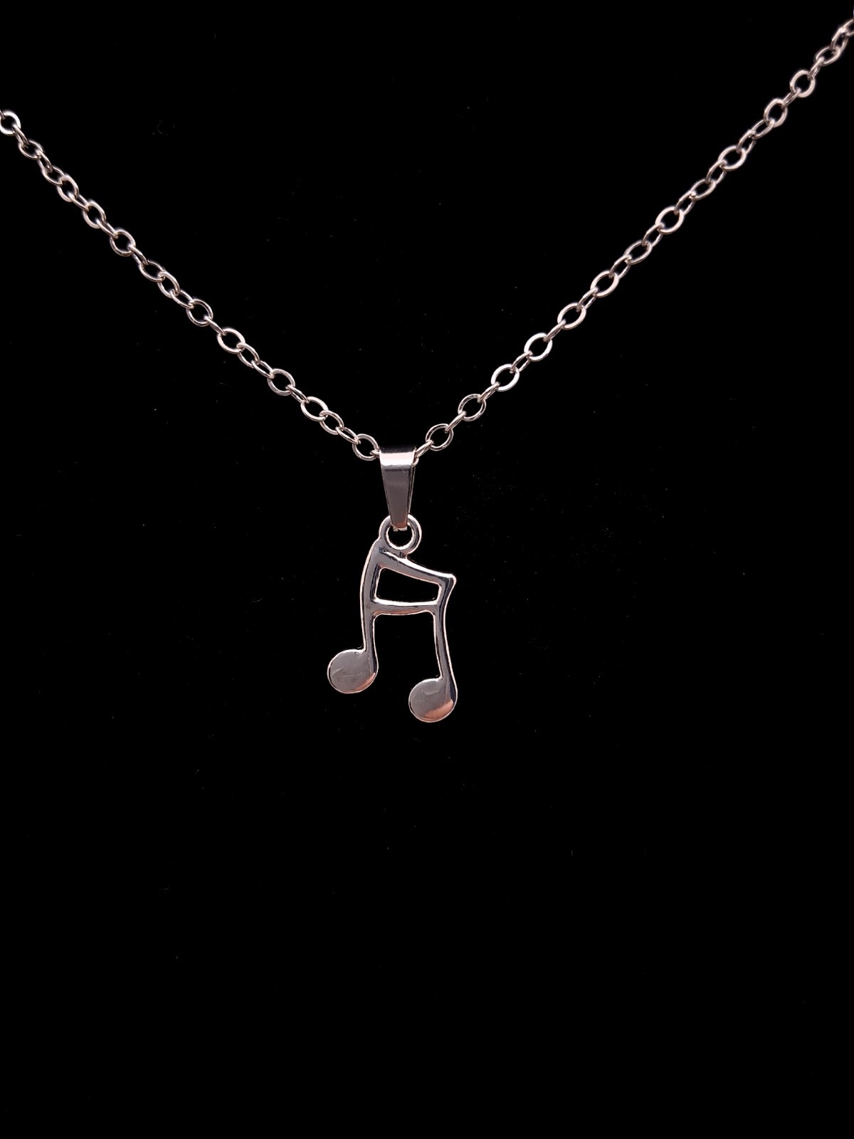 Tiny Music Note Pendant Necklace Minimalist Simple Fashion Jewelry Silvery Tone