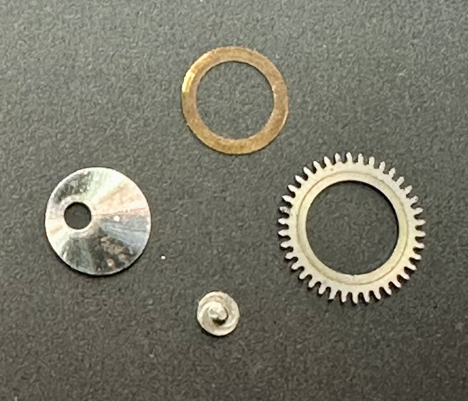 Omega Crown Wheel Complete part no. 1101 Cal 560,561,562,563,564,565,750,751,752