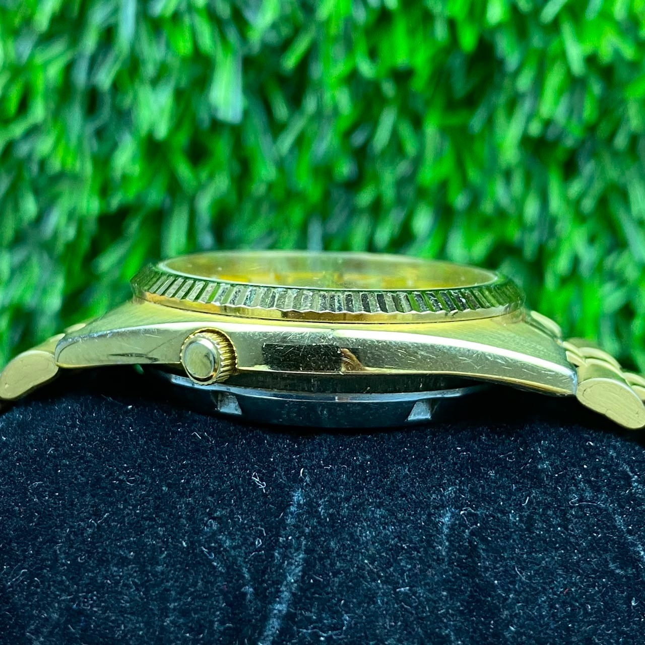 Rare Seiko 5 SNXJ94 Automatic 7S26-0500 Gold Tone Day Date Vintage Watch Men