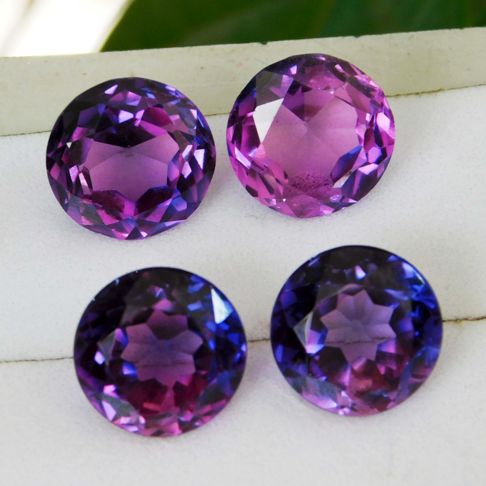 33.70ct VVS Round Natural Royal Purple Spinel – Gorgeous Burma Gemstone