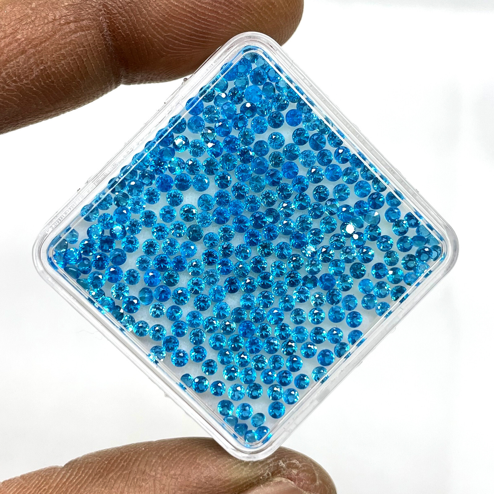25 Pcs Natural Apatite 2mm Round Diamond Cut Neon Blue Loose Gemstones Lot