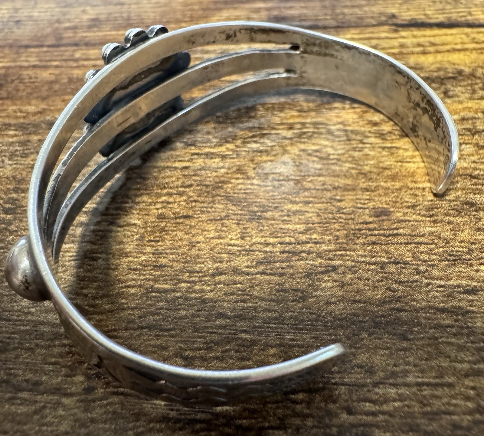 Sterling Silver Oval Dome Cuff Bracelet – Stamping – Vtg Fred Harvey Era