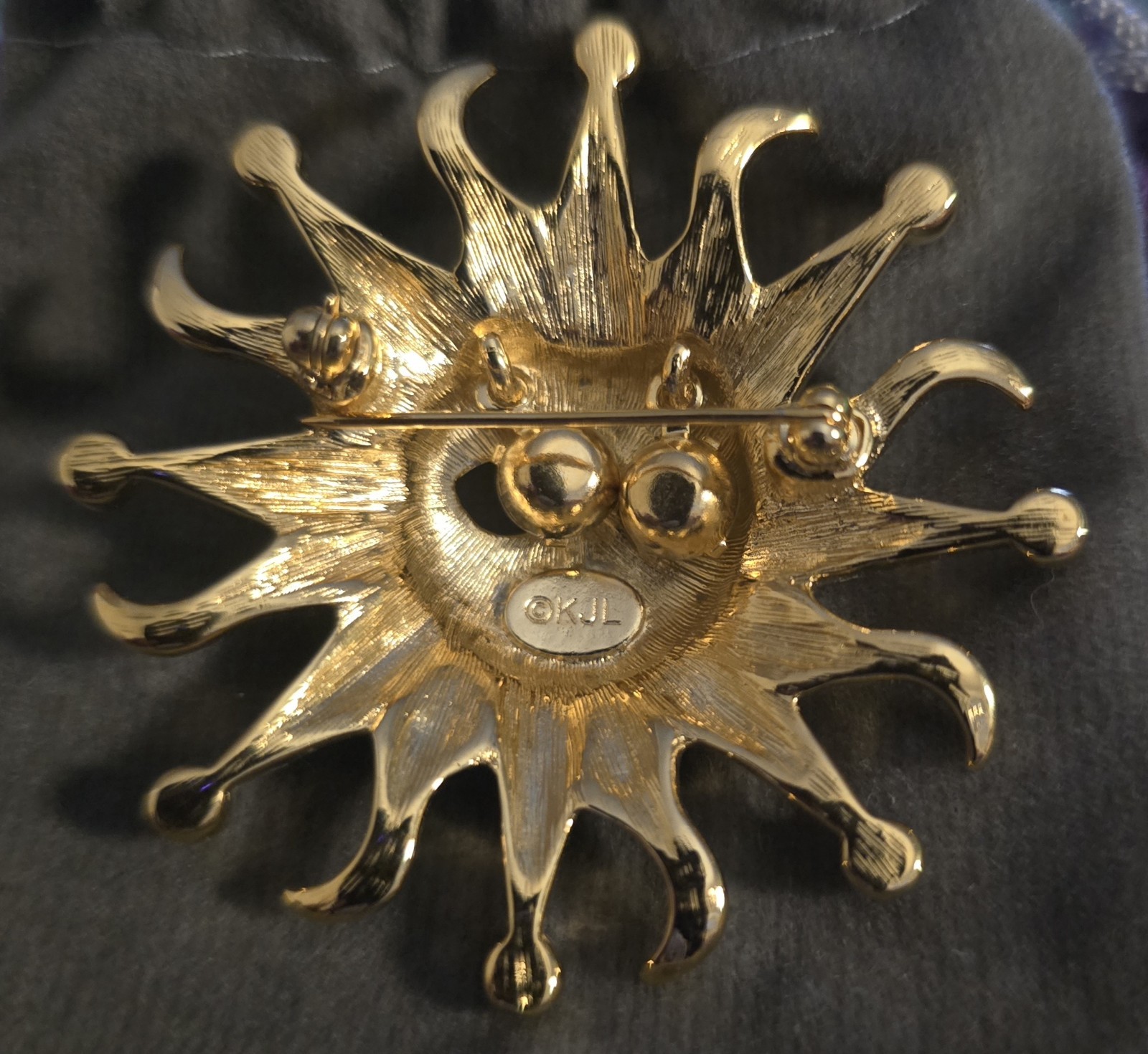 Signed Vintage KJL Gold Tone Sun Face Celestial Brooch Pin White Rhinestones