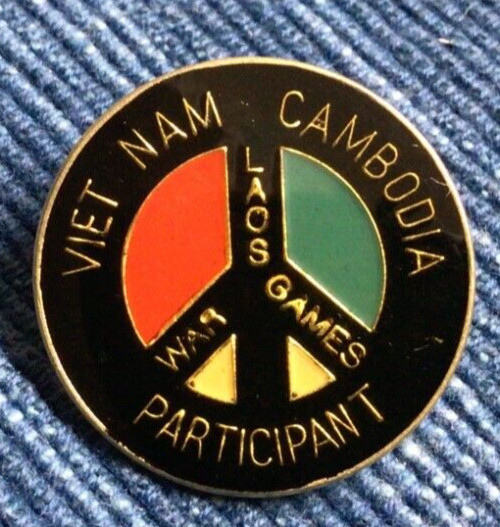 NEW NOS Vietnam War Games Participant Peace Sign Enamel Lapel Pin 1″ ~890A
