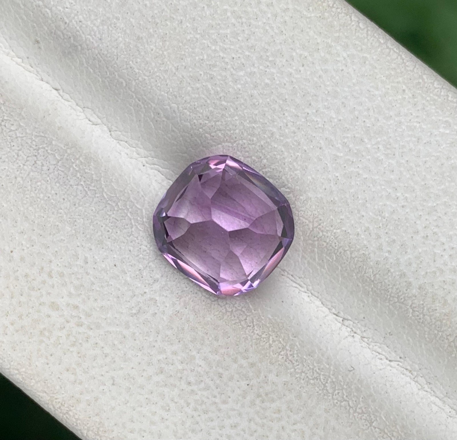 3.00Carat Beautiful Amethyst loose gemstone from Brazil.