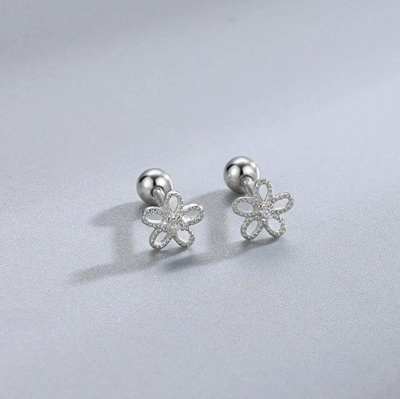 1 Pair Heart Stud Earrings for Women Hypoallergenic Screw Back Cartilage Jewelry