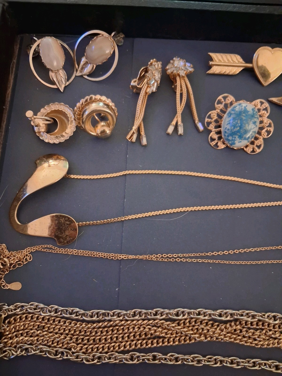 ANTIQUE VINTAGE 12k GOLD FILLED JEWELRY 30+ PC LOT BROOCHES EARRINGS BRACELETS