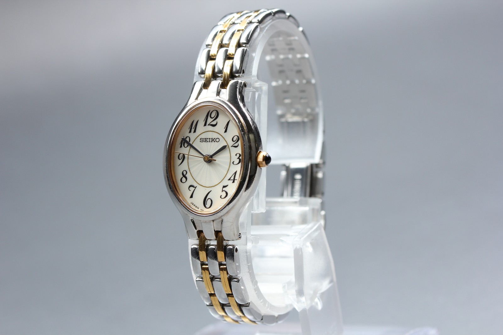 New Batt Exc+5 SEIKO 1N01-0JK0 Silver Oval Bracelet Qz Ladies Watch From JAPAN