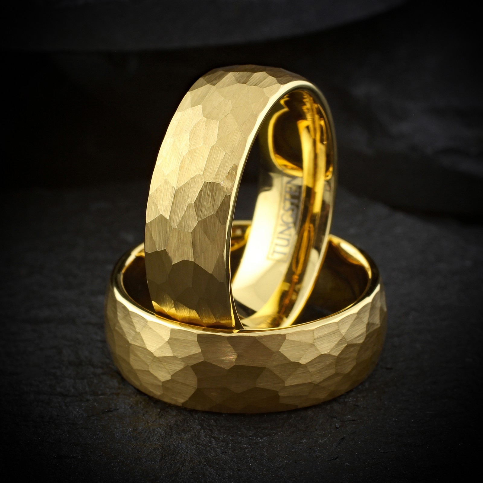 6/8mm Tungsten Carbide Men’s Gold Plated Hammered Domed Wedding Band Ring