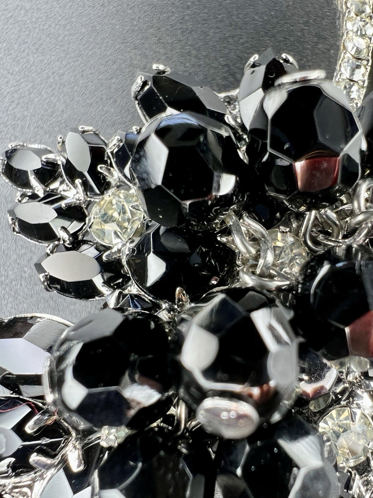 Ref No. 3975 Vintage Juliana DeLizza & Elster Jet Black Rhinestone Leaf Cluster