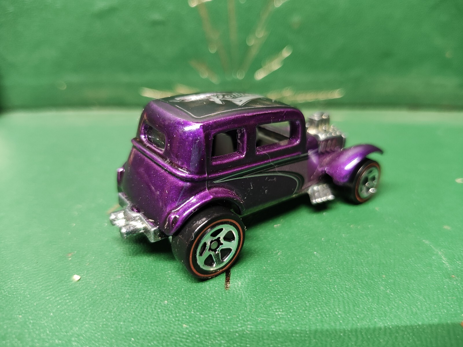 VINTAGE 1968 MATTEL HOT WHEELS PURPLE 32 FORD VICKY REDLINES/HOT ROD