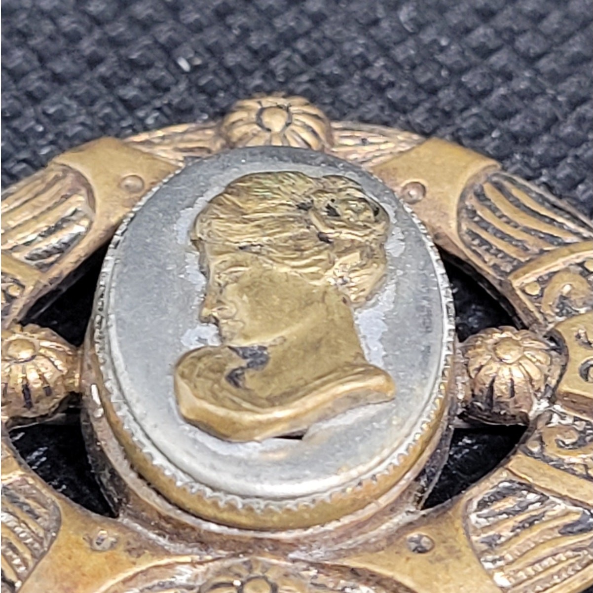 Vintage Gold Tone Oval Cameo Filigree Brooch Art Nouveau Style Statement Jewelry