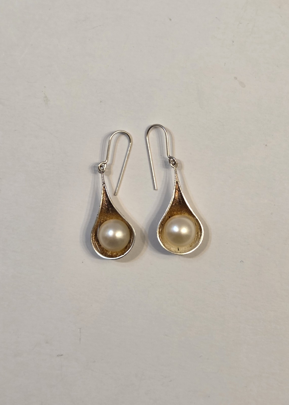 Vintage White Pearl Sterling Silver Pod Drop Italian Royal Chain RCI Earrings