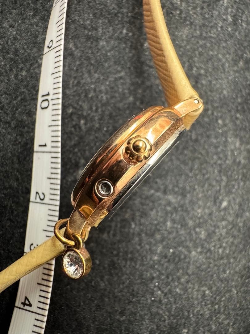 Radio Solar Limited Edition wicca 4 Watch with 5 Diamonds and Shell Dial
