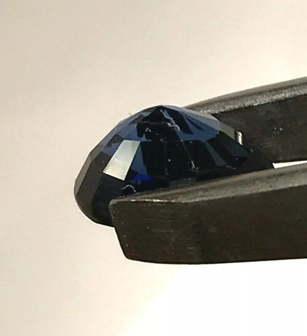 3.05 Ct Natural Blue Sapphire Beautiful Color,VVS Clarity, Oval Cut ,9 mohs hard