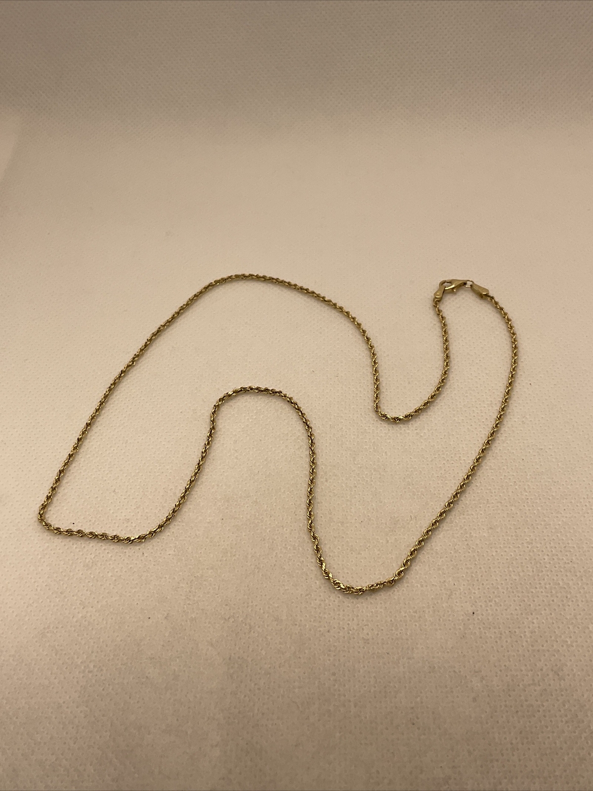 14K Yellow Gold Diamond Cut 1.7mm wide ROPE Chain Necklace 21.75” long 2.9gr.
