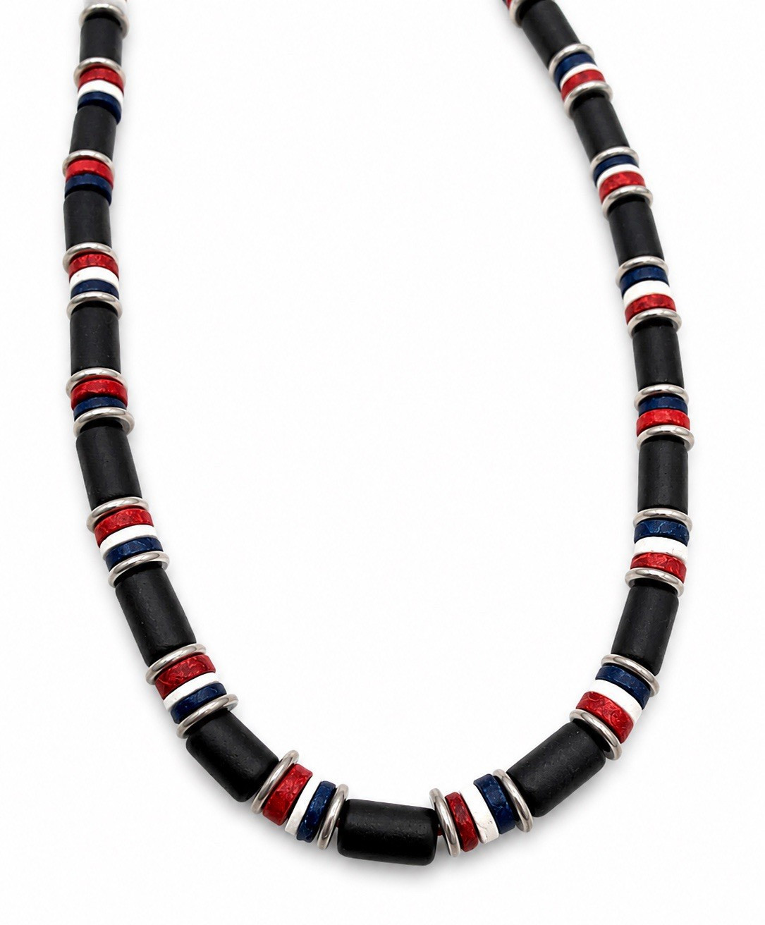 Lot of 2 Y2K Surfer Skater Beaded Necklaces Camo Black Red White Blue