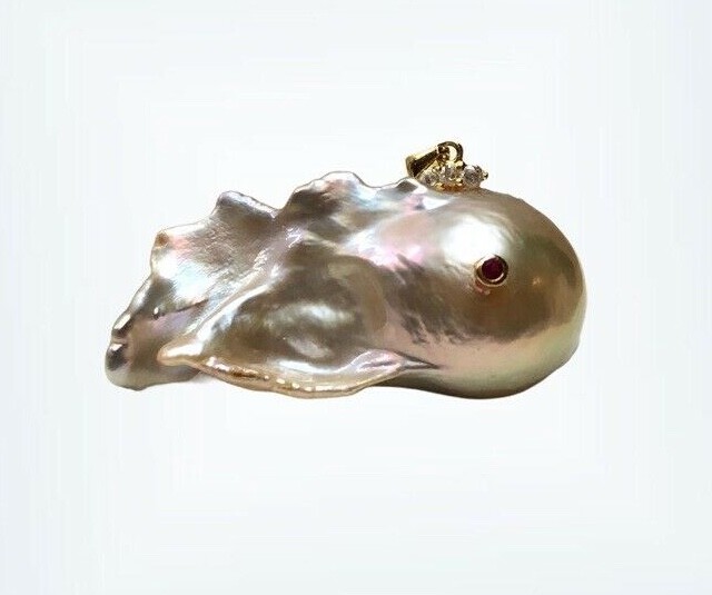 Unique Cream Baroque Pearl S925 Fish Pendant L40mm x H22mm x W17.5mm #P0116