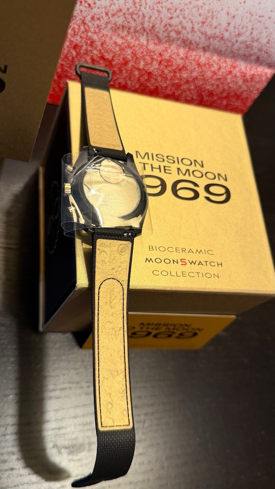 Omega x Swatch MoonSwatch Mission to the Moon 1969 Limited Edition Ref SSX01B700