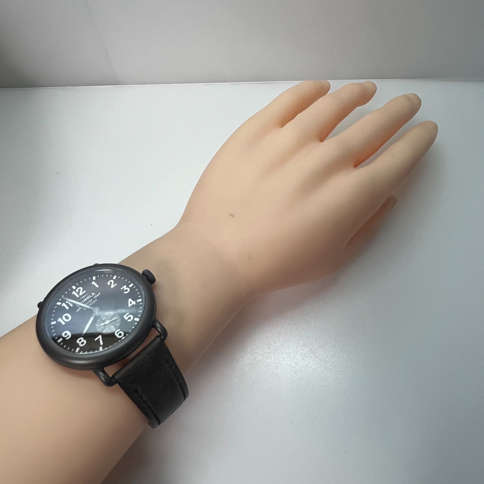 SHINOLA Argonite-1069 Black Quartz Watch USA MADE 41mm w/Box, Paper & Strap#886A