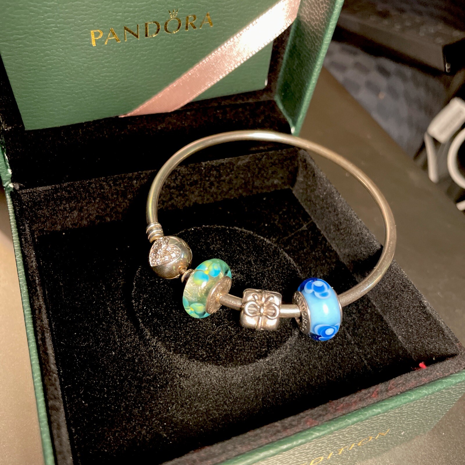 Authentic Pandora Silver “You Melt My Heart” Winter Bangle 598619C00 With Charms
