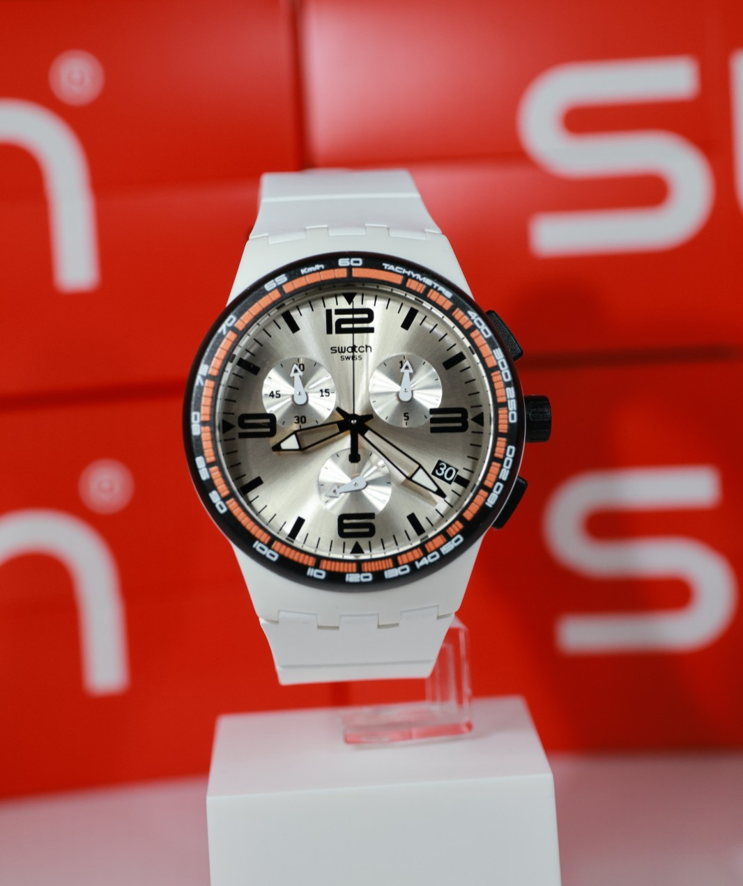 New Swiss Limited Swatch White Blades Chrono Silicone Date Watch 42mm SUSW405