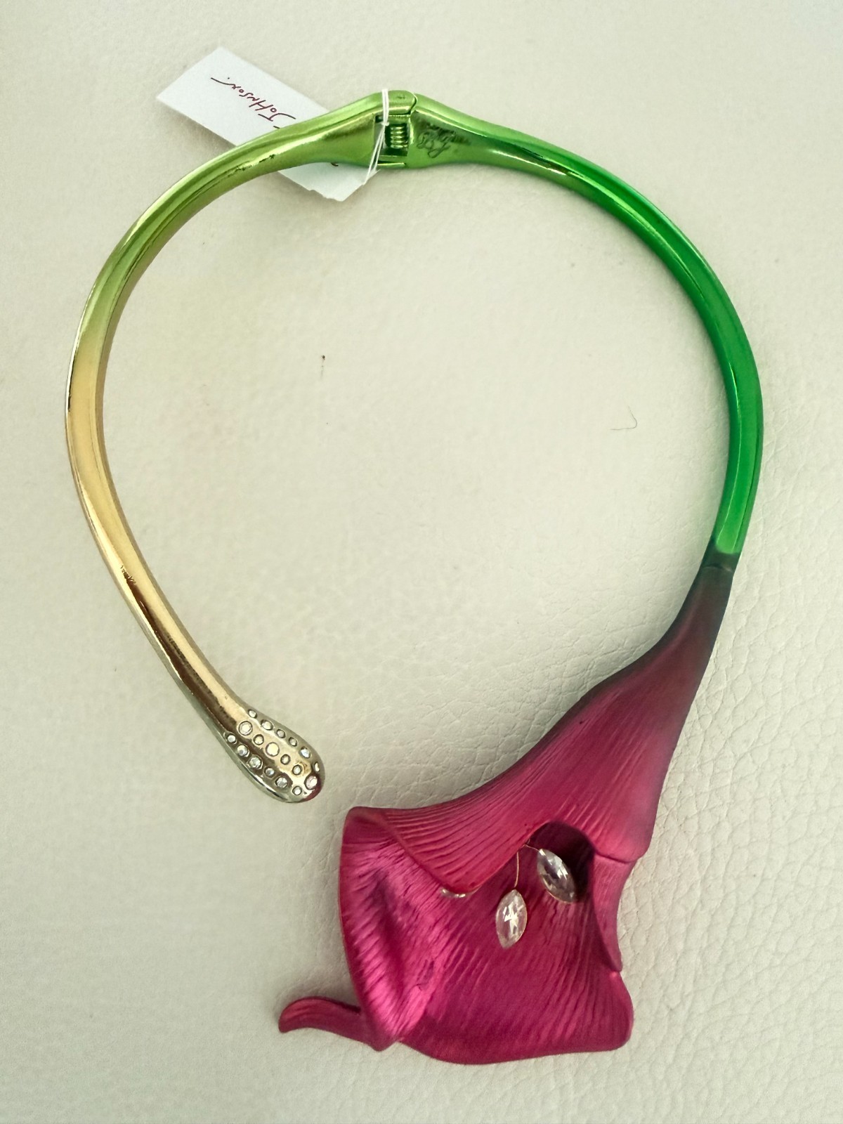NWT BETSEY JOHNSON Calla Lily Collar Necklace Floral Design $128 purple pink